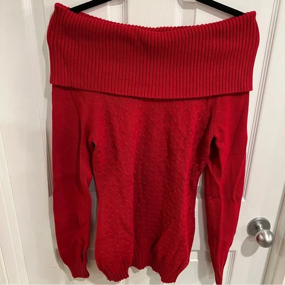 Guess Sweater - Picture 4 of 7